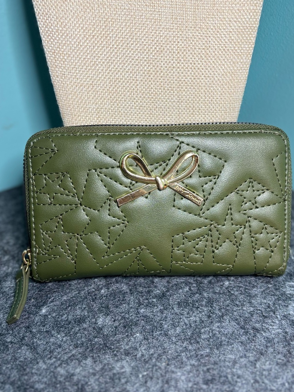 Betsey Johnson Quilted Star stitch wallet